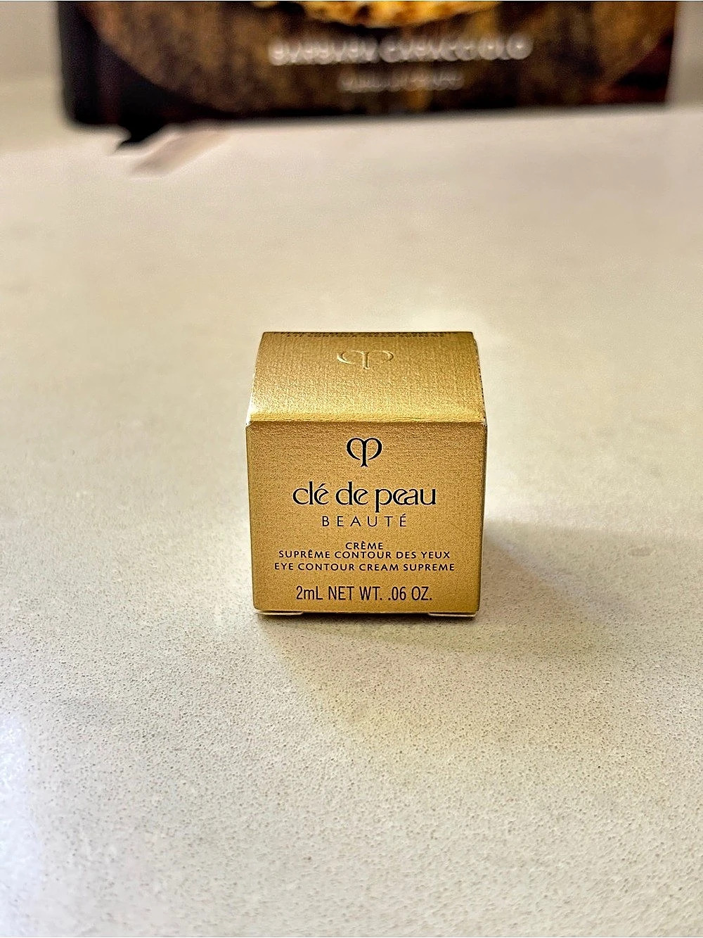 clé de peau BEAUTÉ Eye Contour Cream Supreme Eye Cream Gold NWT